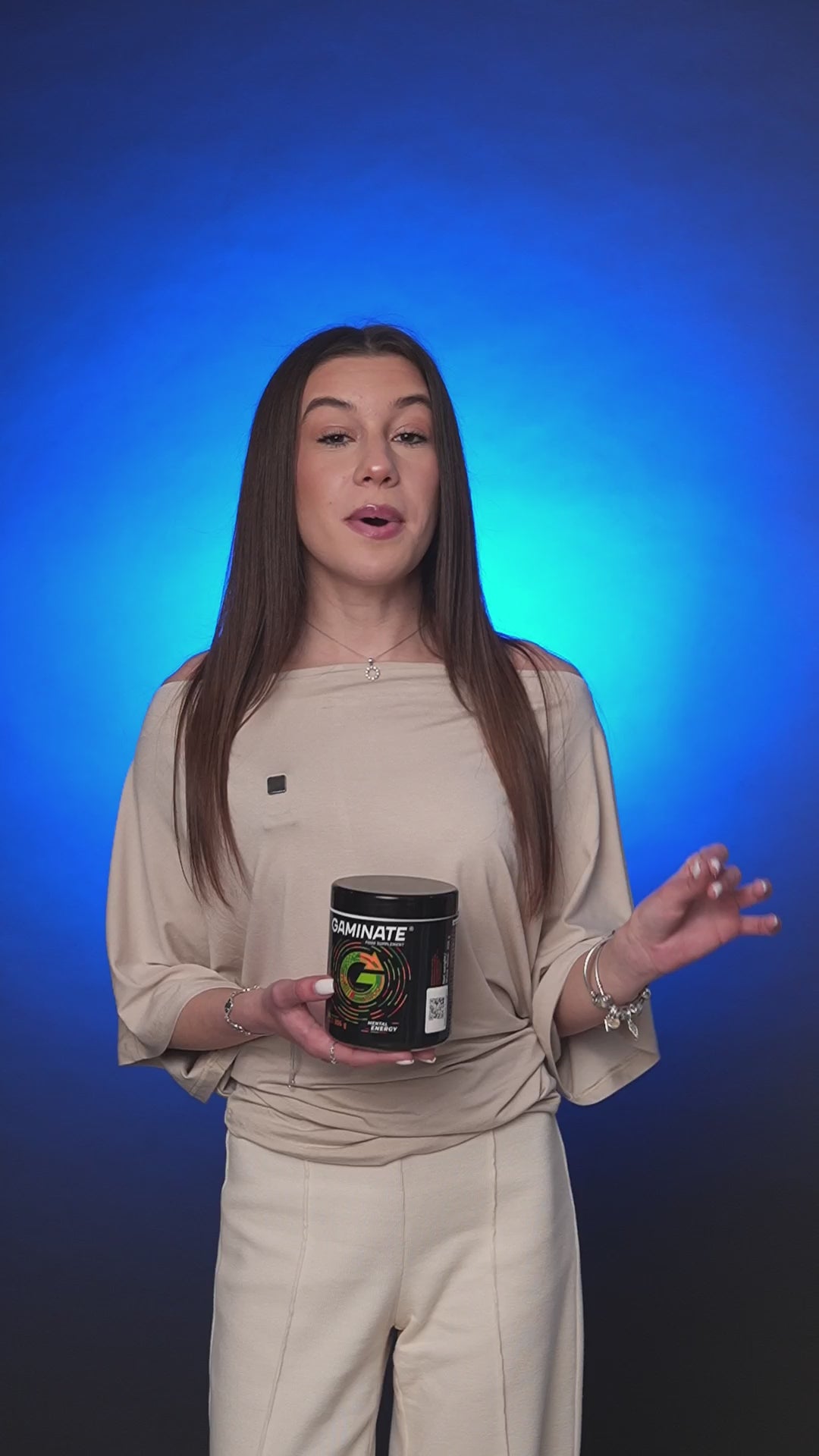 Încarcă clipul video: 